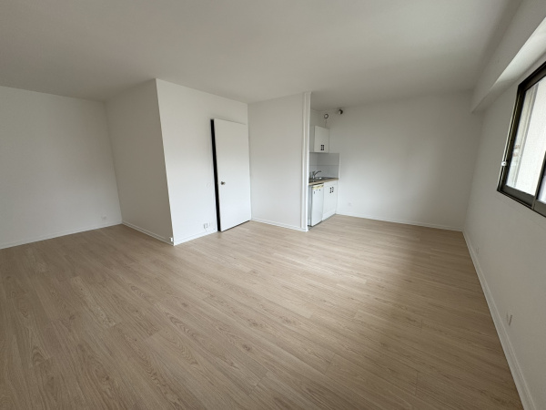 Offres de location Studio Paris 75012